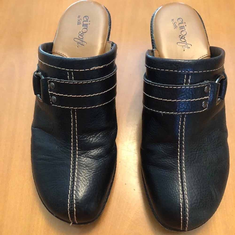 Euro Soft by Sofft Leather Clogs